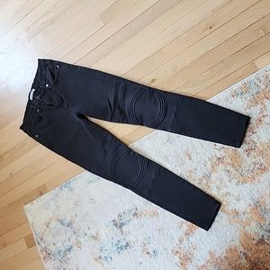 Good American Moto Jeans